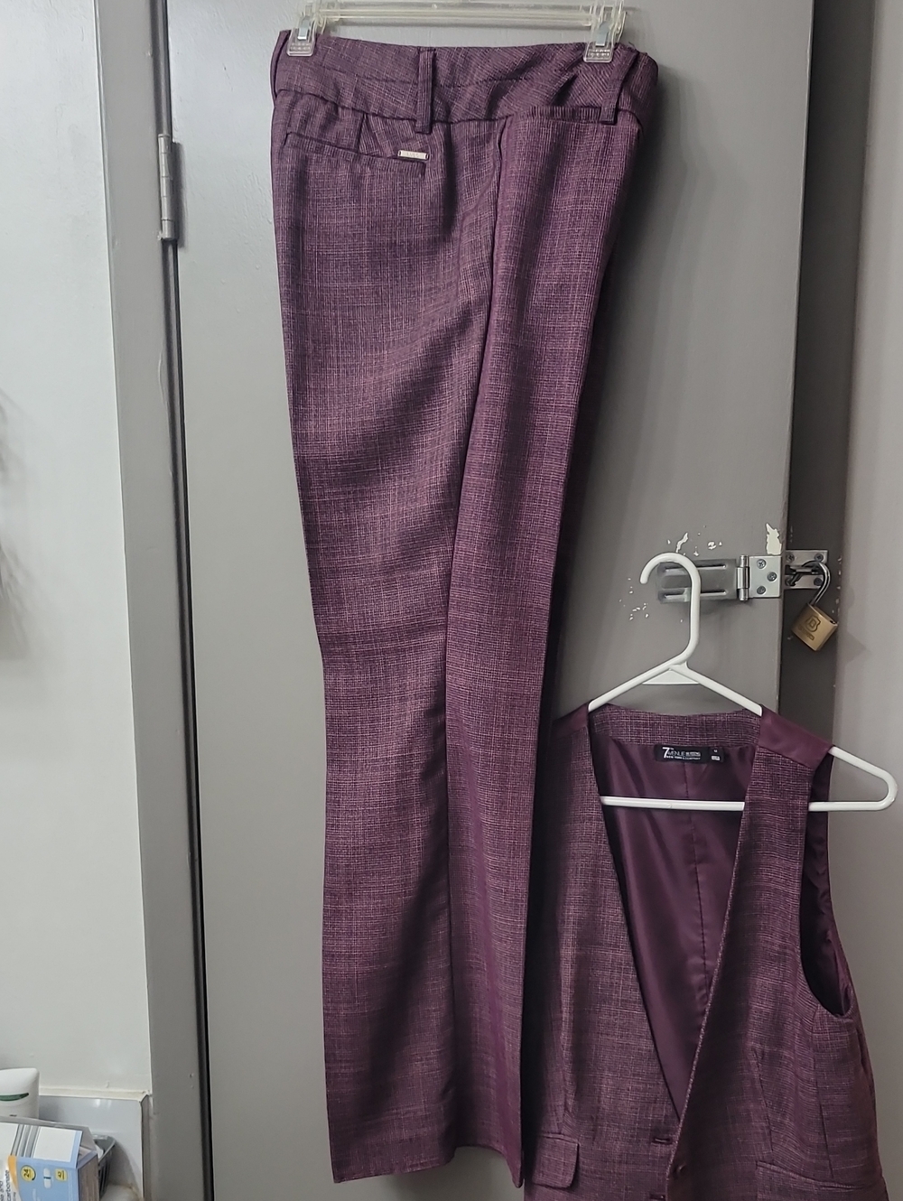 Slim Fit Purple Plaid Women's Suit Vest & Pants Set New York & Company - Picture 4 of 4